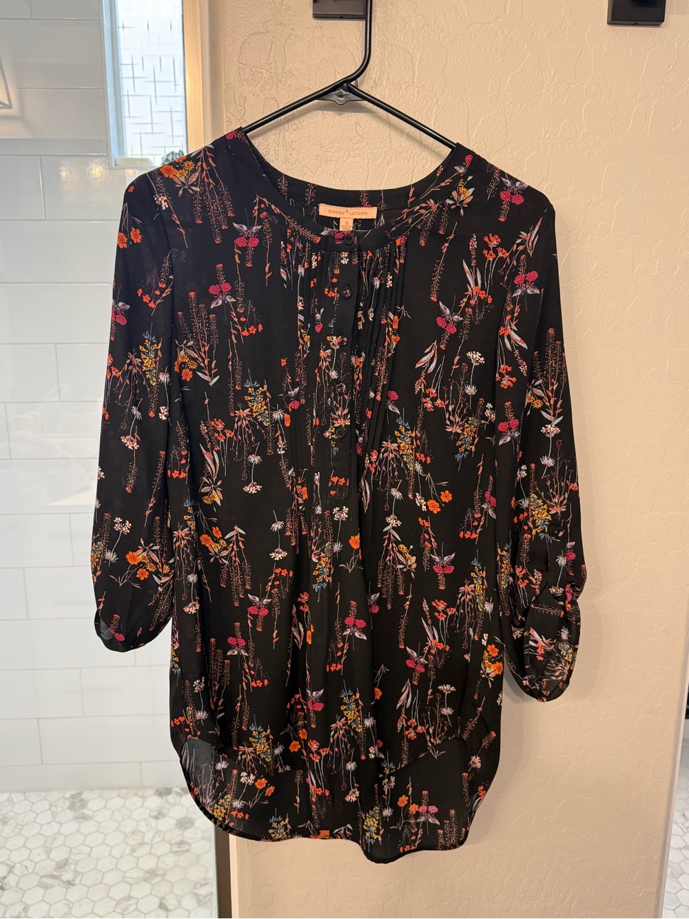 Gibson Latimer Black Floral Long Sleeve Dress